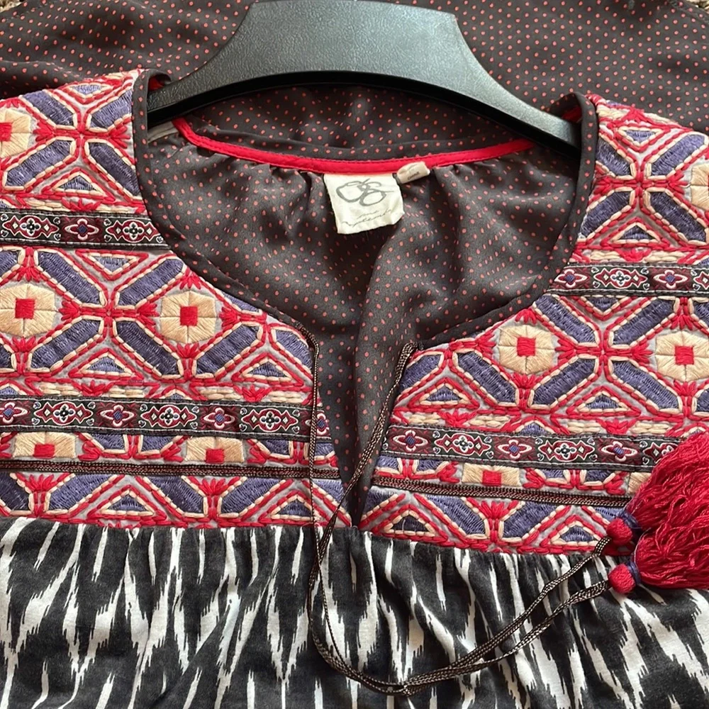 Cute Boho top - Picture 10 of 11